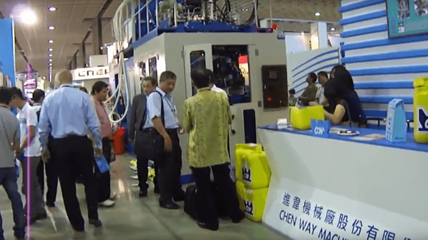 Máquina de moldeo por soplado en Taipei PLAS 2012